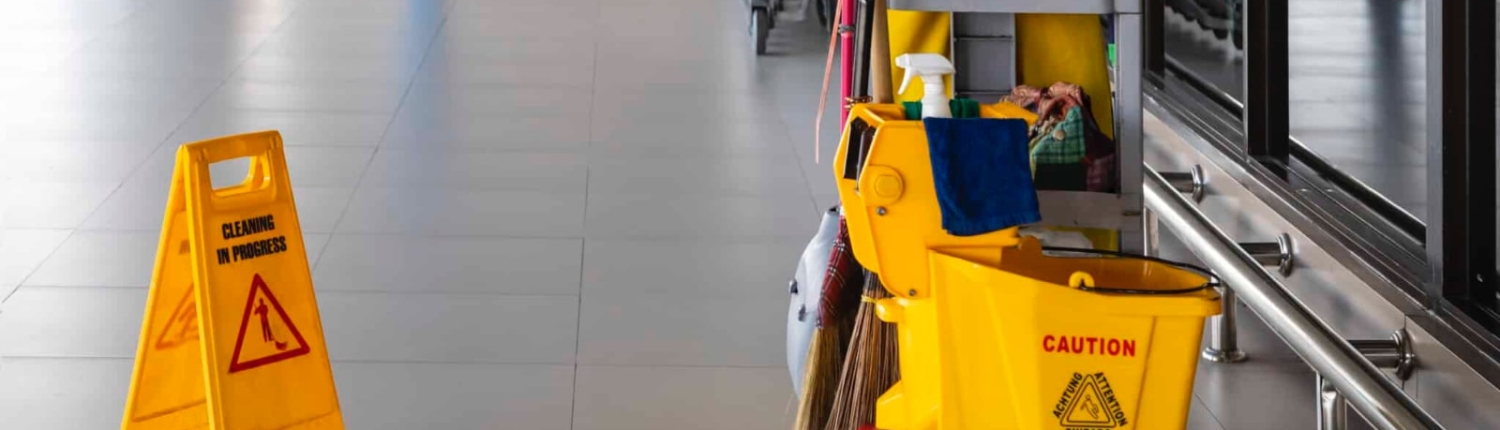 header-commercial-cleaning-janitorial-products-1600x1058